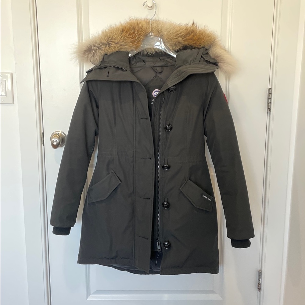 Canada Goose Women's Rossclair Parka - Picture 3 of 6